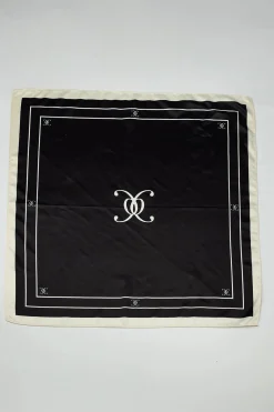Bow 19 huivi, ELLE SILK SCARF Musta Kuosi