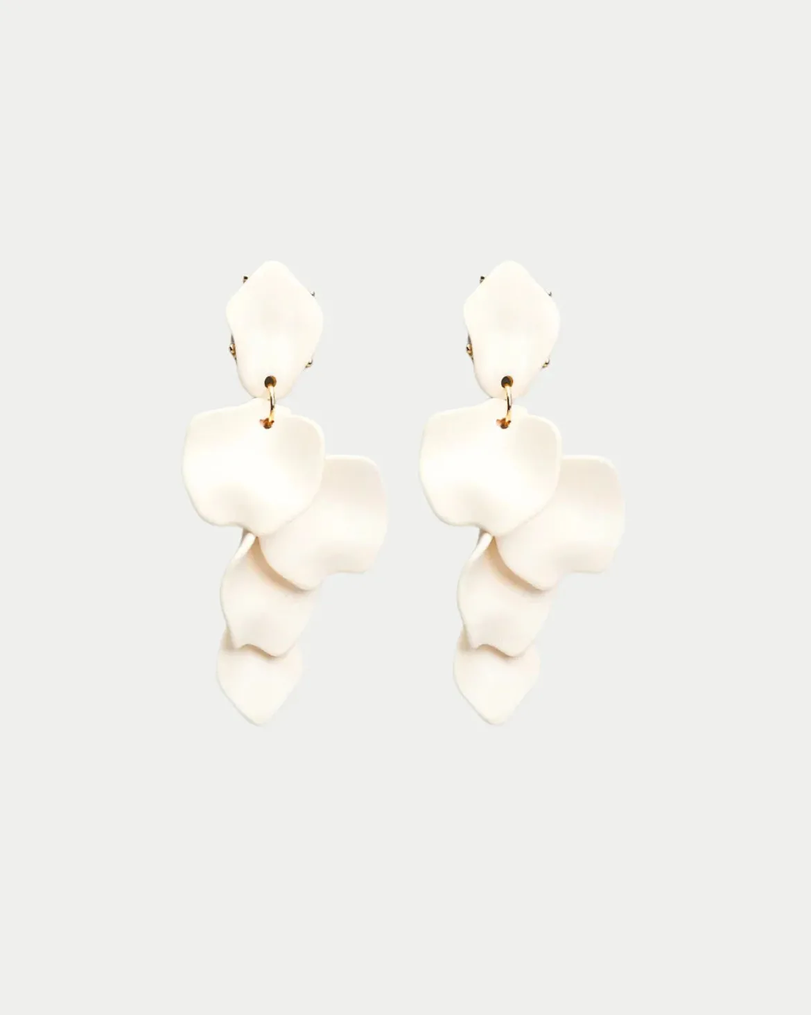 Bow 19 korvakorut Leaf Earring, luonnonvalkoinen