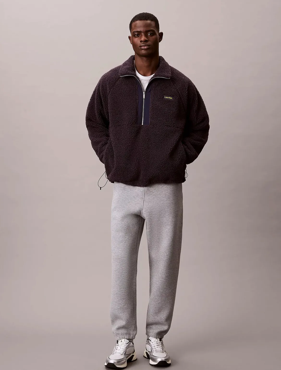 Calvin Klein Jeans miesten collegehousut Cotton Spacer Jogger, vaaleanharmaa