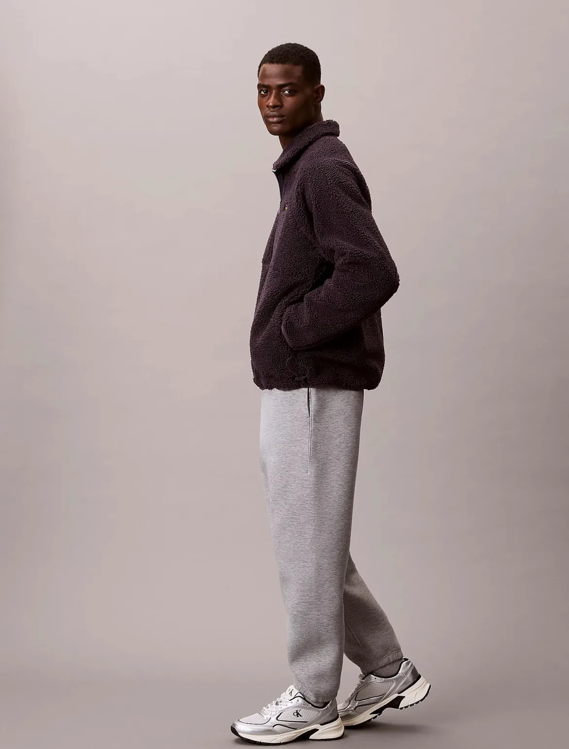 Calvin Klein Jeans miesten collegehousut Cotton Spacer Jogger, vaaleanharmaa