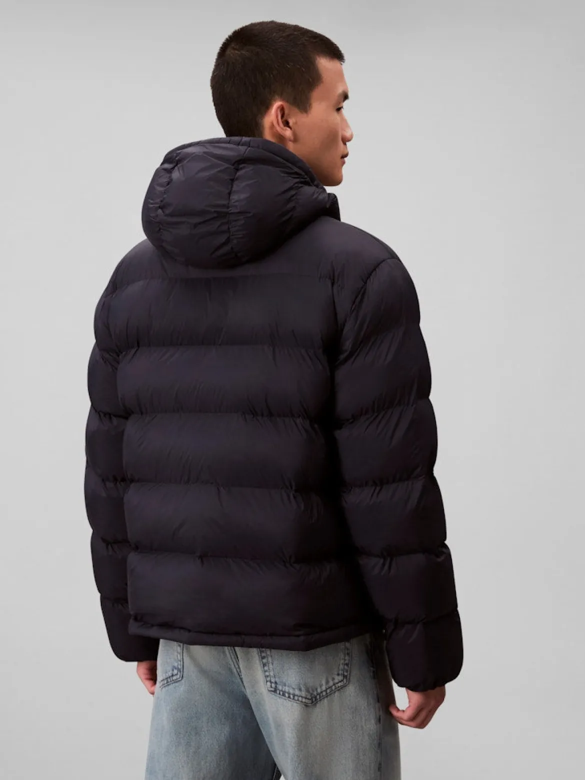 Calvin Klein Jeans miesten Puffertakki, LS NYLON MONOGRAM PUFFER JACKET Tummansininen