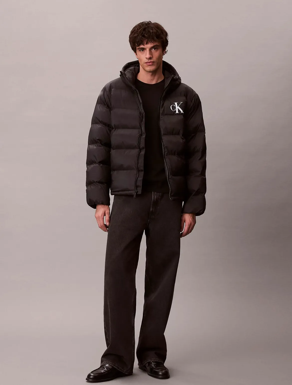 Calvin Klein Jeans miesten Puffertakki, LS NYLON MONOGRAM PUFFER JACKET Musta