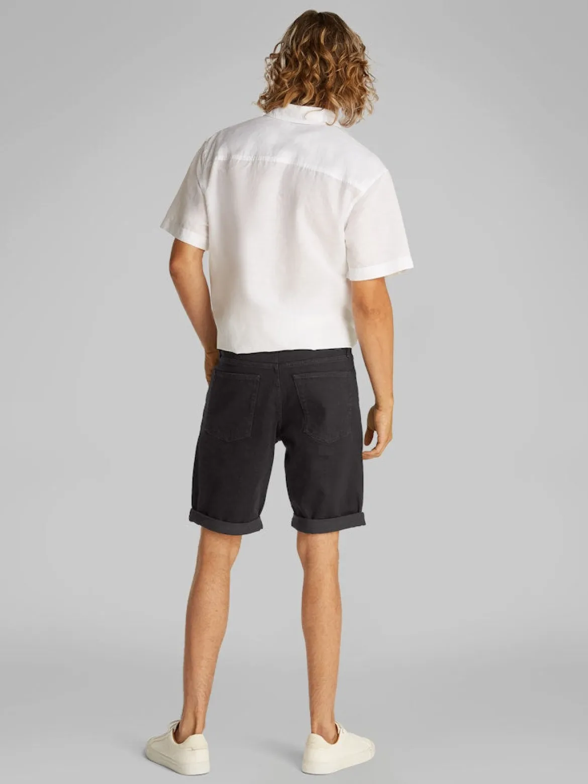 Calvin Klein Jeans miesten shortsit, SLIM SHORT 1A4 BLACK Musta