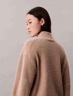 Calvin Klein Jeans naisten neulepusero, CHUNKY WOOL BLEND T NECK SWEATER Luonnonvalkoinen
