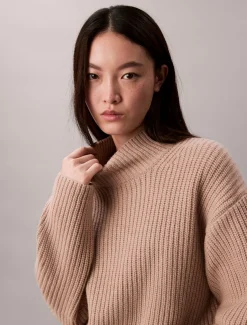 Calvin Klein Jeans naisten neulepusero, CHUNKY WOOL BLEND T NECK SWEATER Luonnonvalkoinen