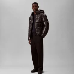 Calvin Klein Menswear LS Glossy Channeled Puffer JKT, musta