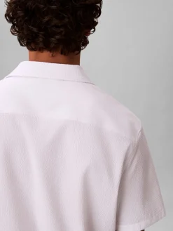 Calvin Klein Menswear miesten paita SS Solid Seersucker Classic Shirt, valkoinen