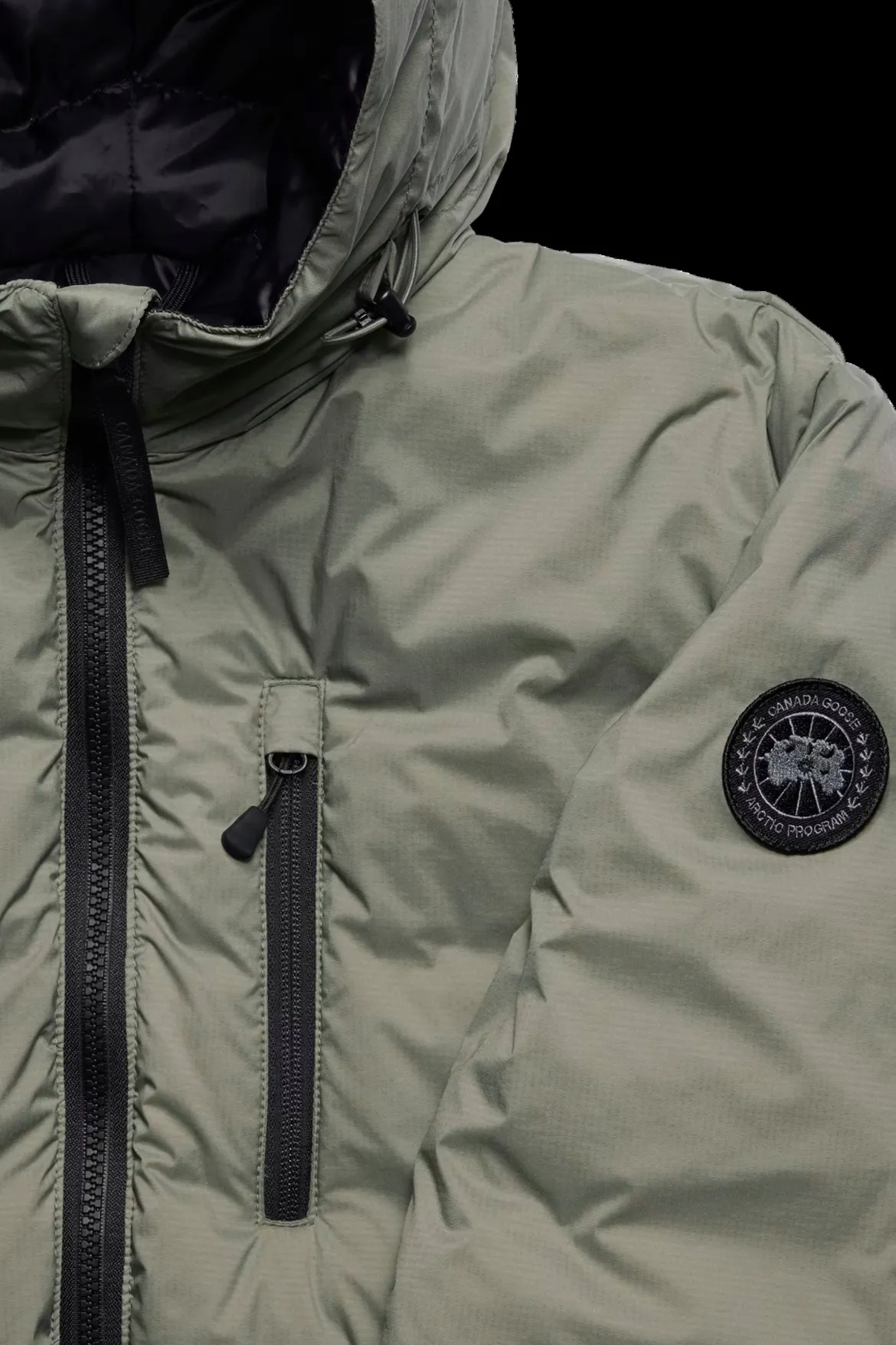 Canada Goose miesten kevytuntuvatakki LODGE HOODY - R - BLACK DISC, tummanvihreä