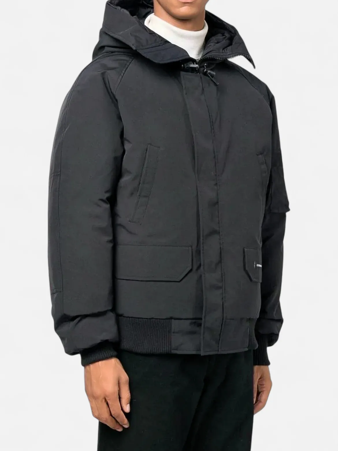 Canada Goose miesten takki CHILLIWACK BOMBER - CR, musta