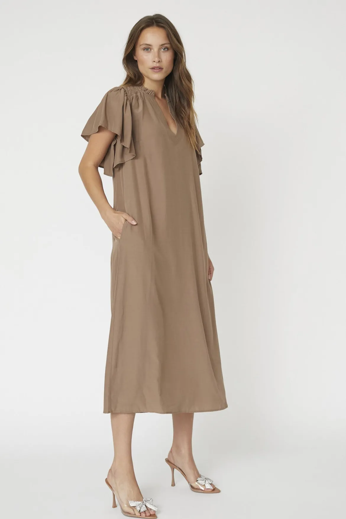 Co’Couture mekko ToraCC Frill V-Dress, ruskeanharmaa