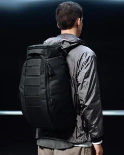 DB Unisex Reppu, HUGGER BACKPACK 30L NOS Musta