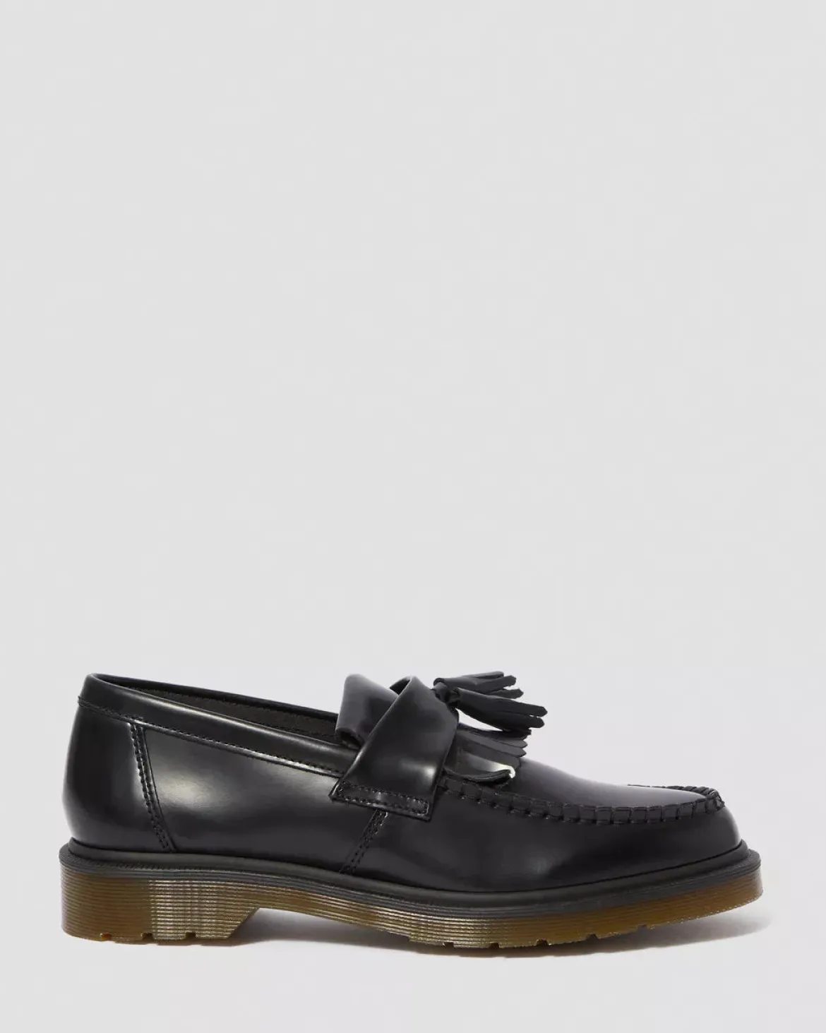 Dr. Martens naisten loaferit Adrian Tassel Loafer Mono Black Smooth, musta
