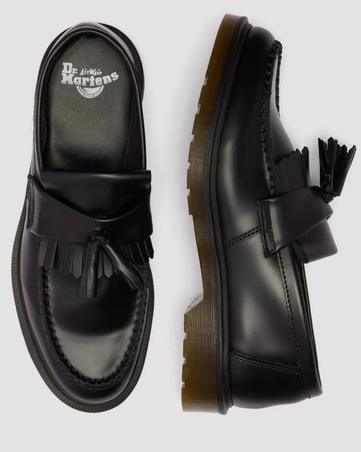 Dr. Martens naisten loaferit Adrian Tassel Loafer Mono Black Smooth, musta