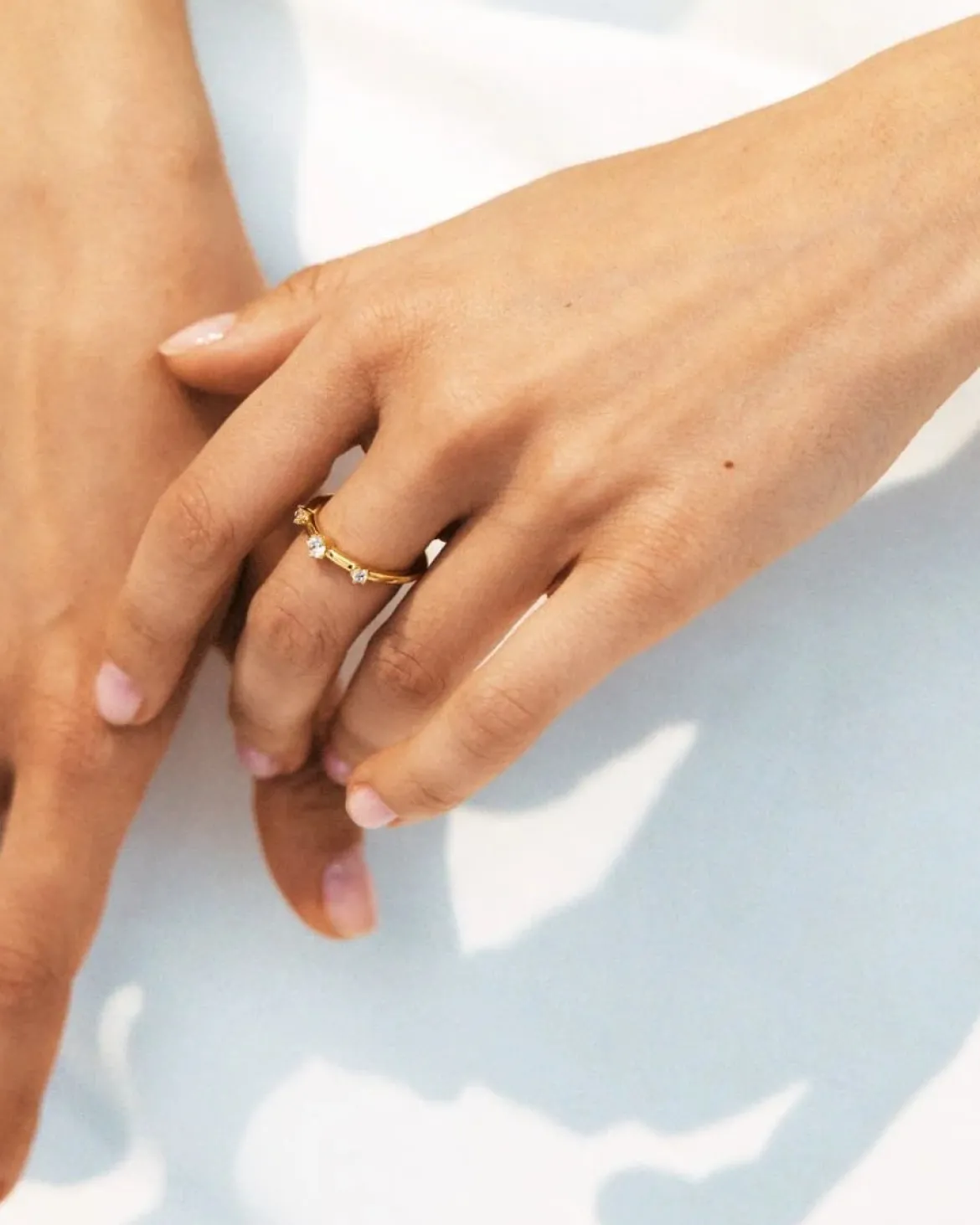 Edblad sormus Teeny Ring Gold, Gold pleated