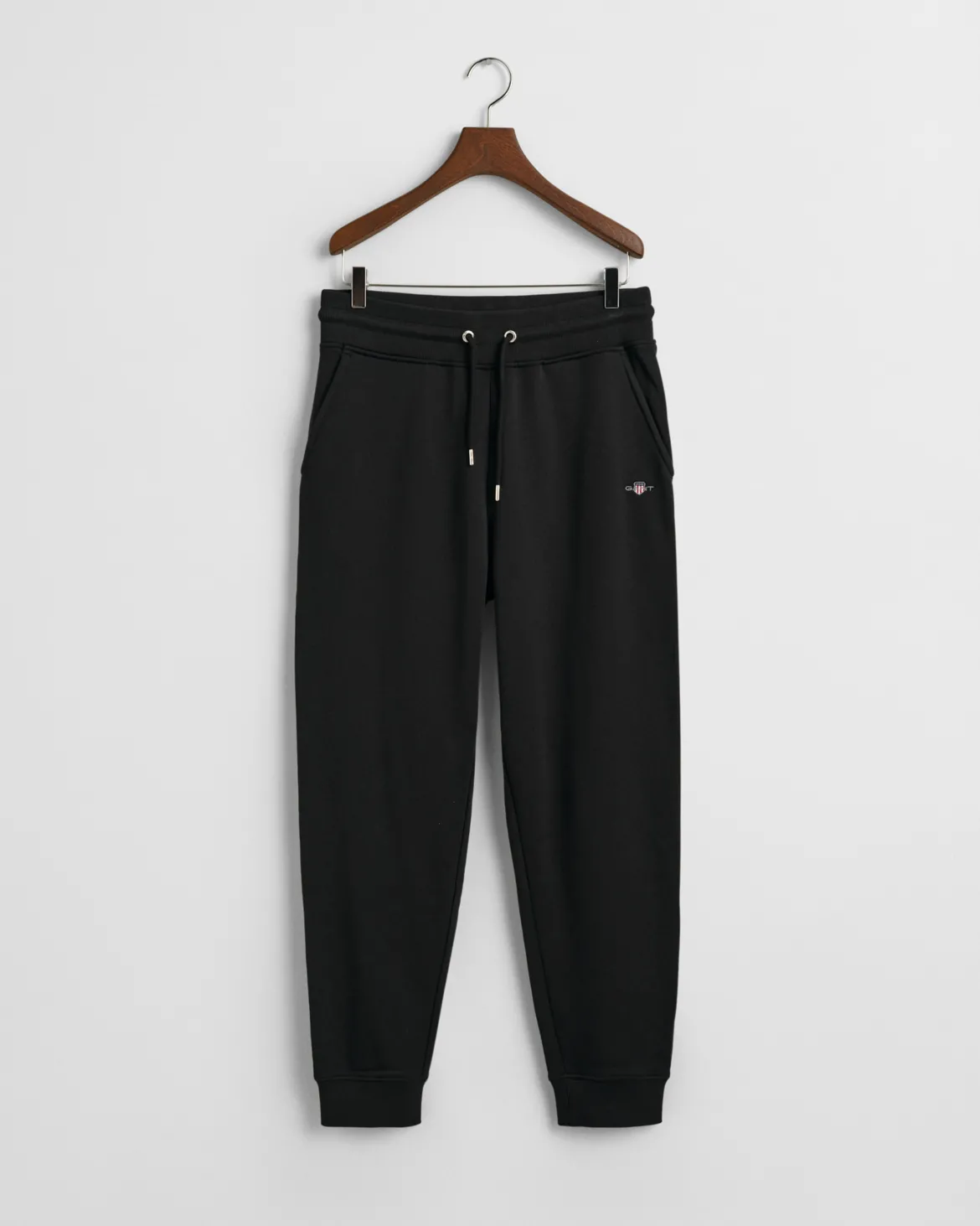 Gant miesten collegehousut Reg Shield Sweatpants, musta