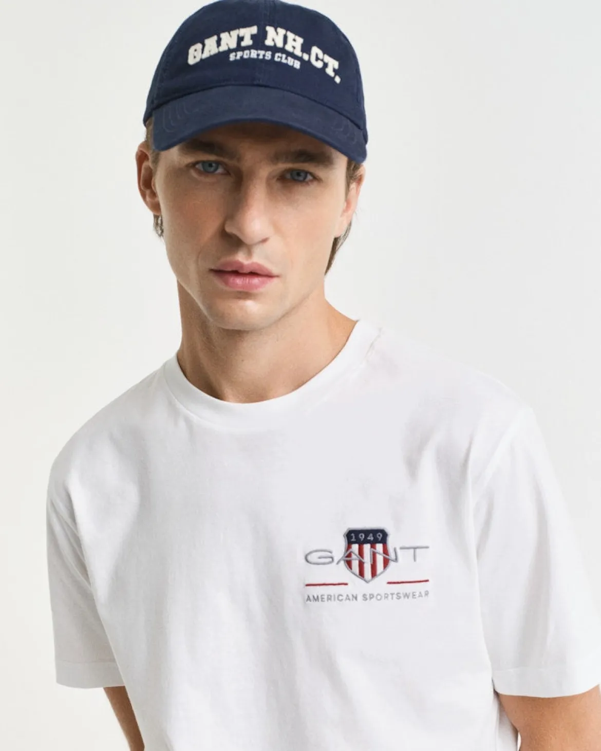 Gant miesten t-paita K Reg Archive Shield EMB SS T-Shirt, valkoinen