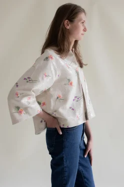 Gauhar naisten jakku Maria Jacket Floral, valkopohjainen kuosi