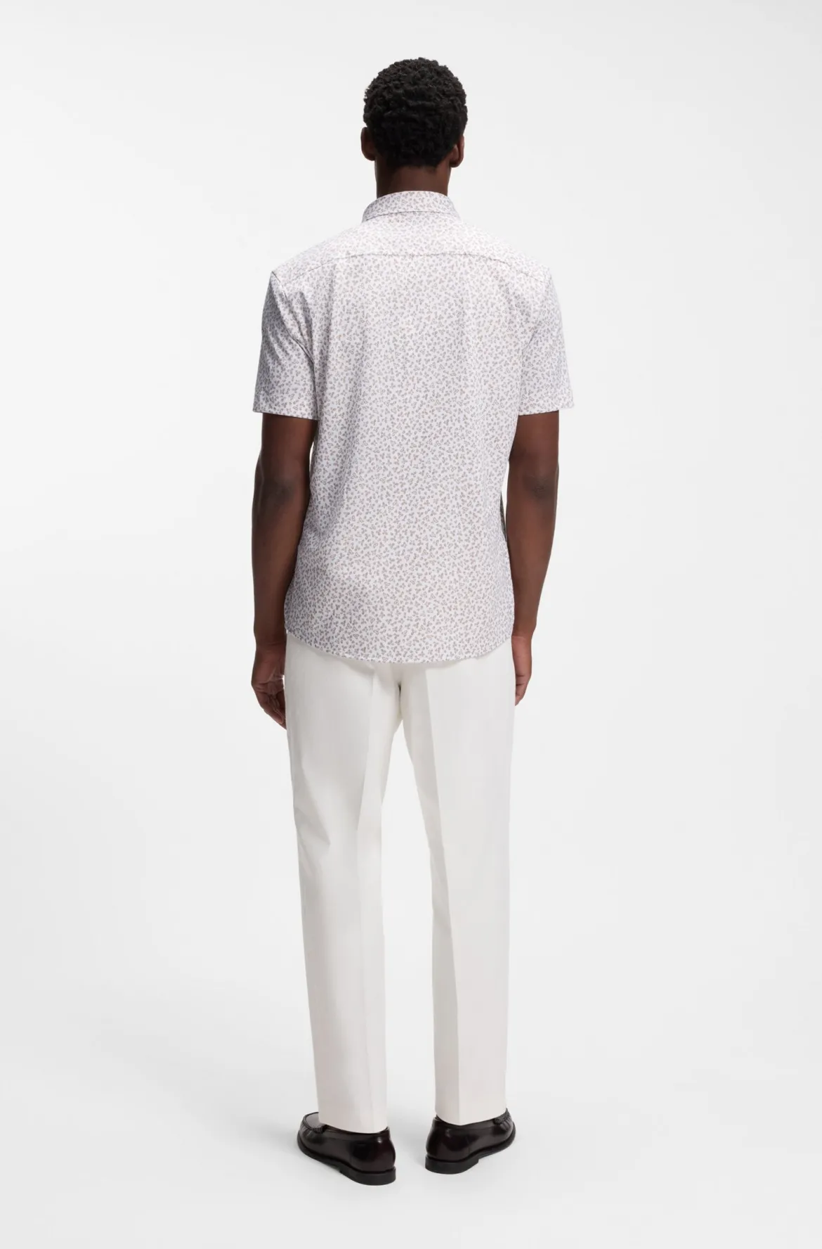 Hugo Boss miesten lyhythihainen kauluspaita P-ROAN-K-SH-F-262 Jersey Strech, ruskea kuosillinen