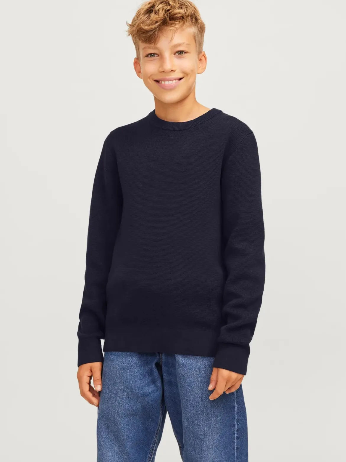 Jack and Jones Junior lasten neulepusero Blamilano Stitch Knit, tummansininen