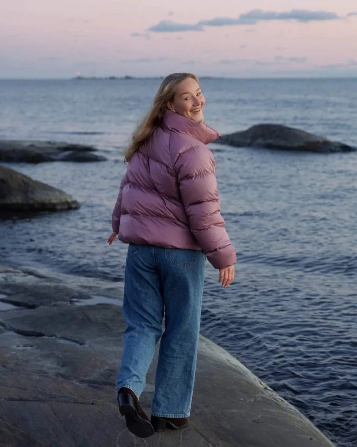 Joutsen naisten untuvatakki Hulda, violetti
