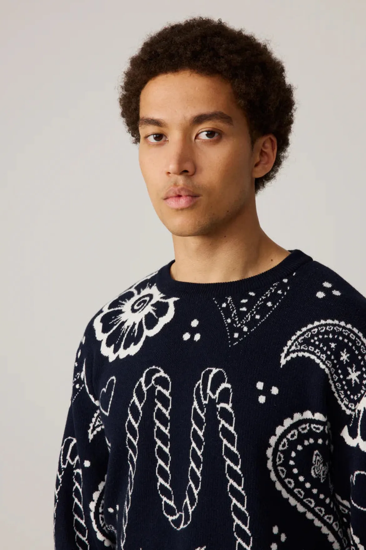 Makia miesten neulepusero Beam Knit, tummansininen
