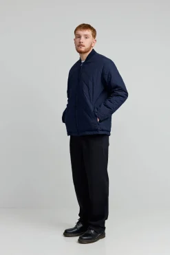 Makia miesten takki Ilmari Quilted Jacket, tummansininen