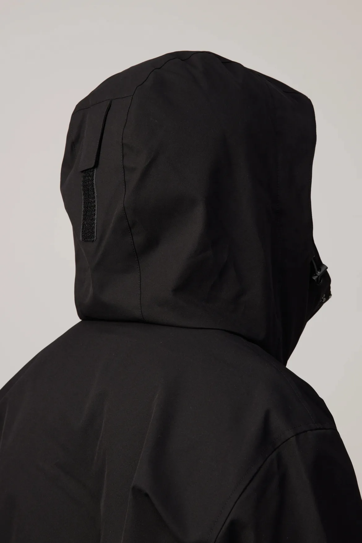 Makia miesten takki Mallory Jacket, musta