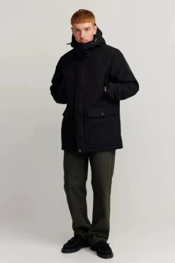 Makia miesten toppatakki, RESILIENT JACKET Musta