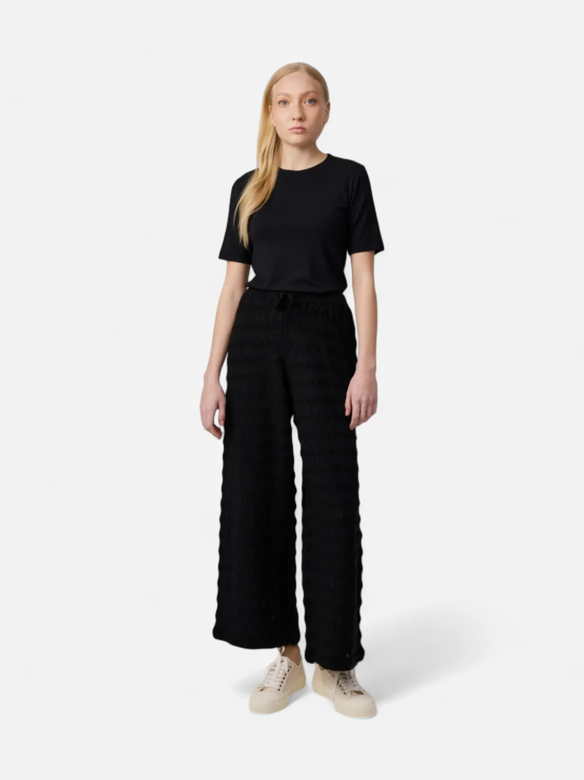 Makia naisten housut Marie Knitted Pants, musta