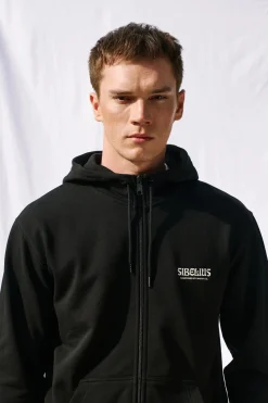 Makia x Sibelius miesten huppari Sibelius Silence Zip Hooded Sweatshirt, musta
