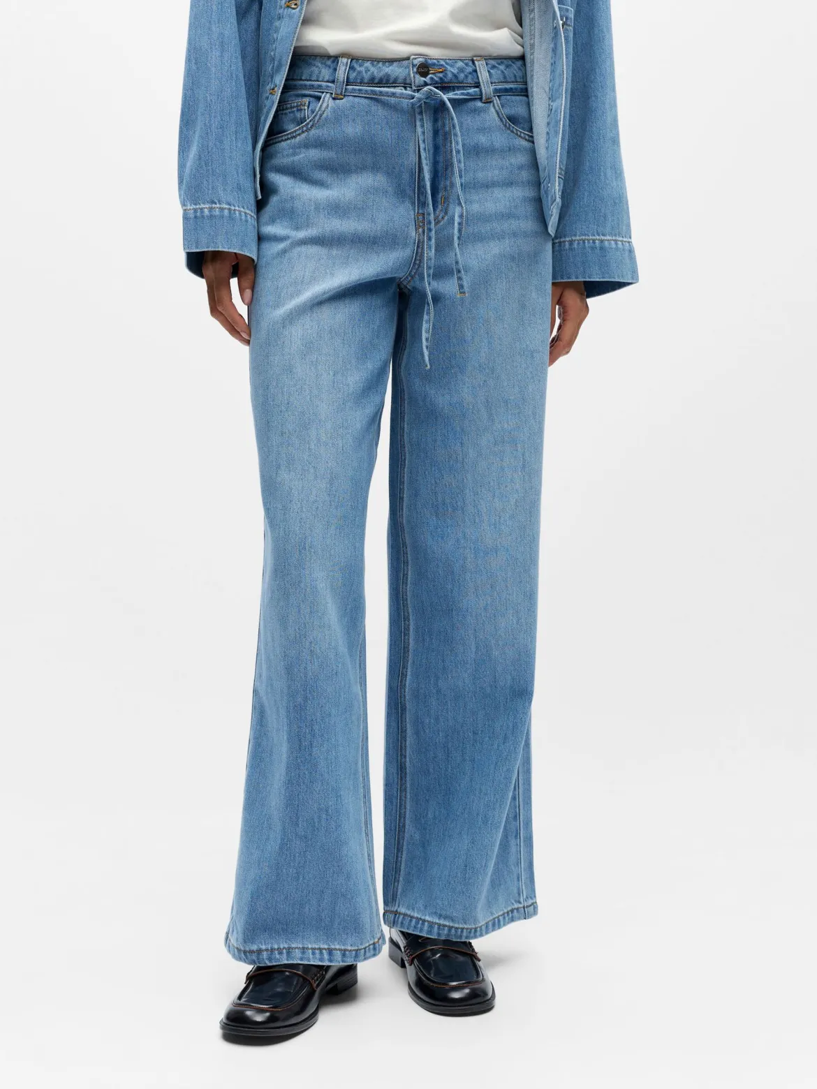 Object naisten farkut OBJROSIE MW WIDE Jeans, Light Blue Denim