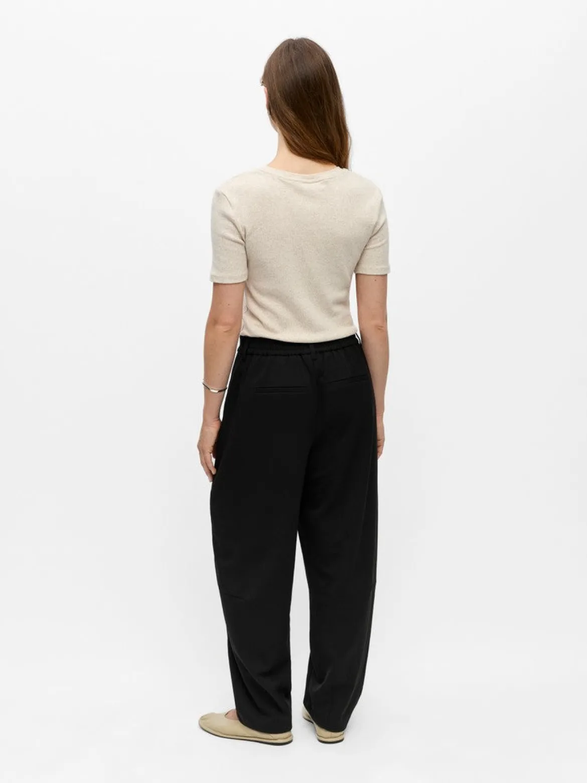 Object naisten housut Lisa HW Ankle Barrel Pant, musta