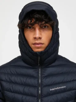 Peak Performance miesten kevytuntuvatakki, M FROST DOWN HOOD JACKET Musta