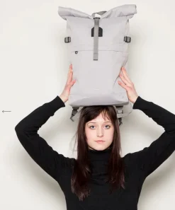 Sandqvist reppu Icon Rolltop Backpack 14'', vaaleanharmaa