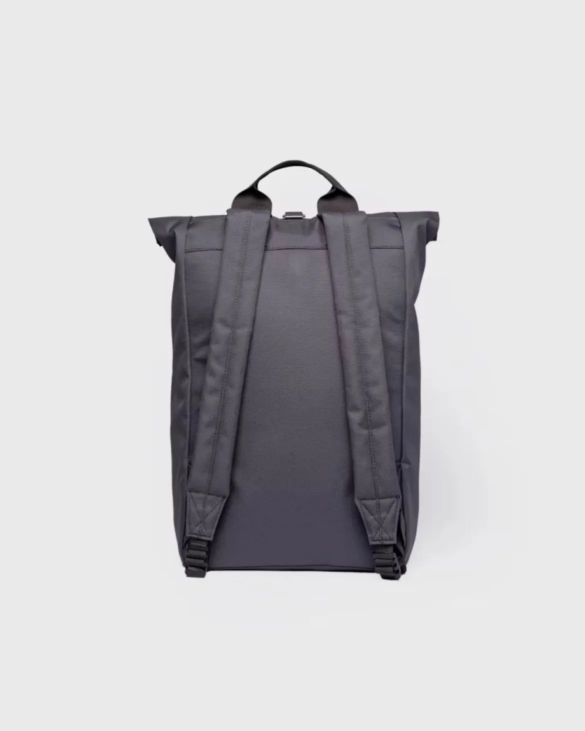 Sandqvist unisex reppu GROUND Rolltop Backpack L, tummanharmaa