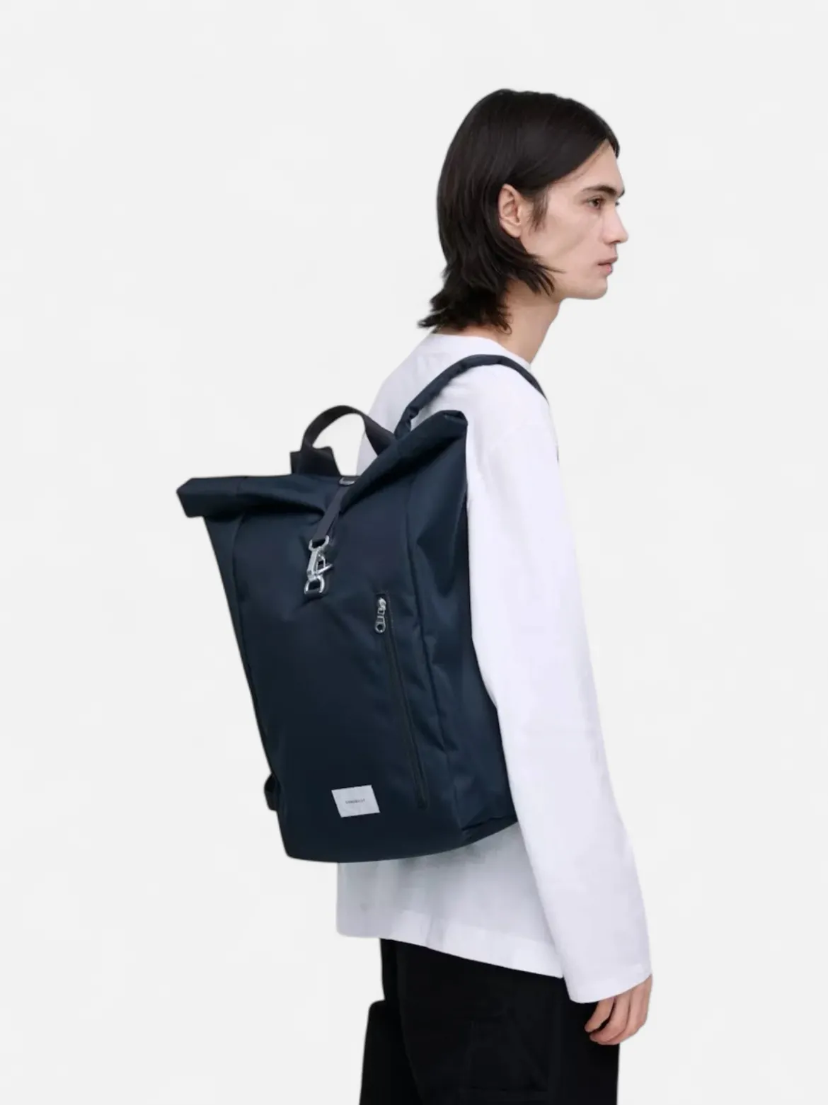 Sandqvist unisex reppy GROUND Rolltop Backpack L, tummansininen