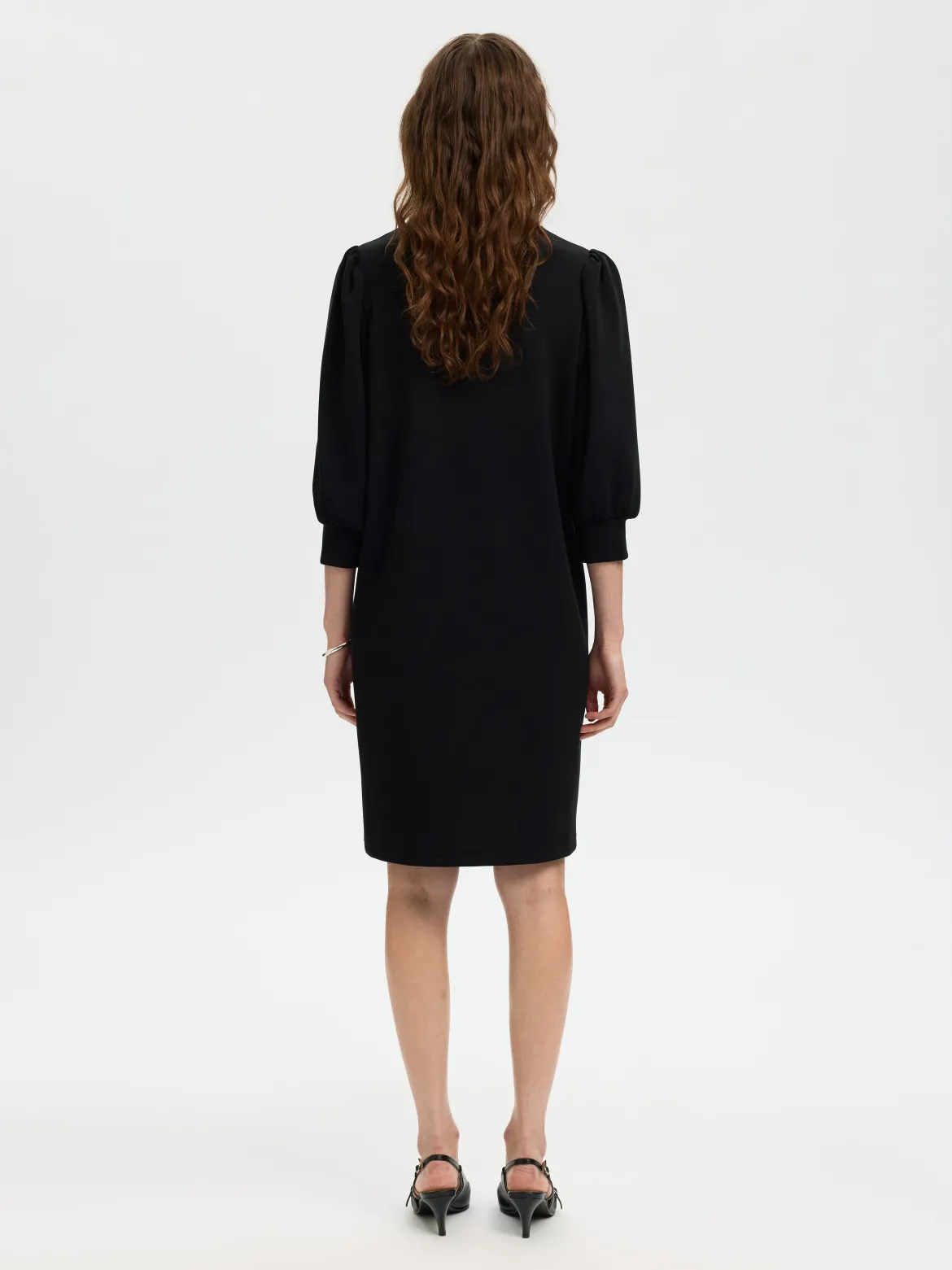 Selected Femme naisten mekko SLFTENNY 3/4 SHORT SWEAT DRESS NOOS, musta