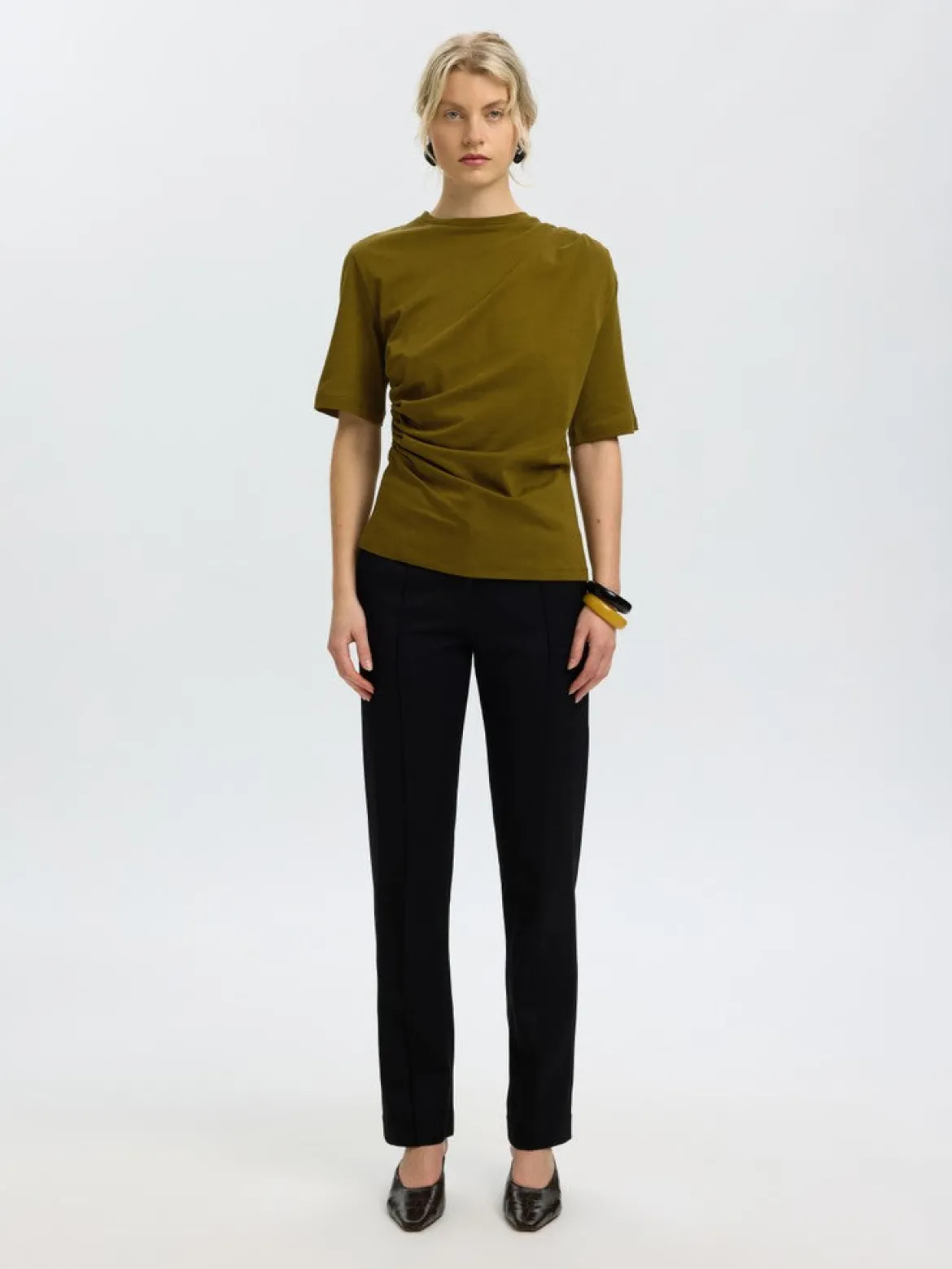 Selected Femme naisten T-paita Taj Light Twist Tee, Fir Green