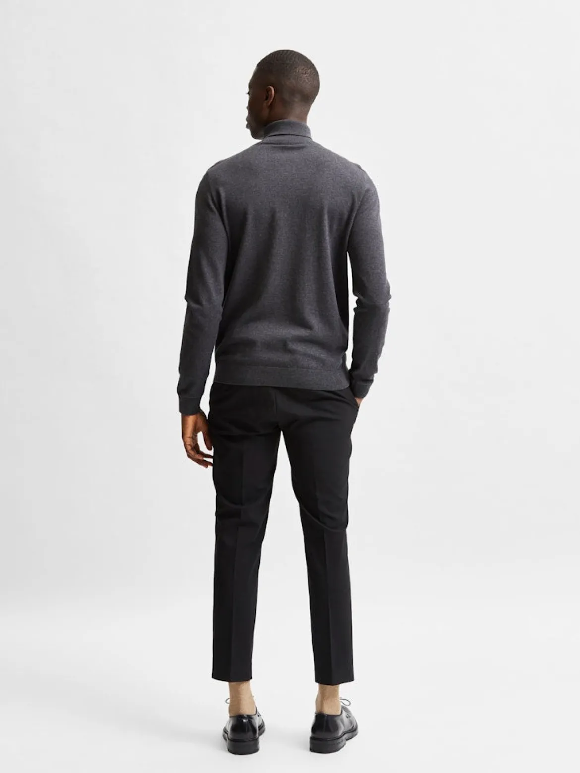 Selected miesten pooloneule Berg Roll Neck Noos, Antracit Melange