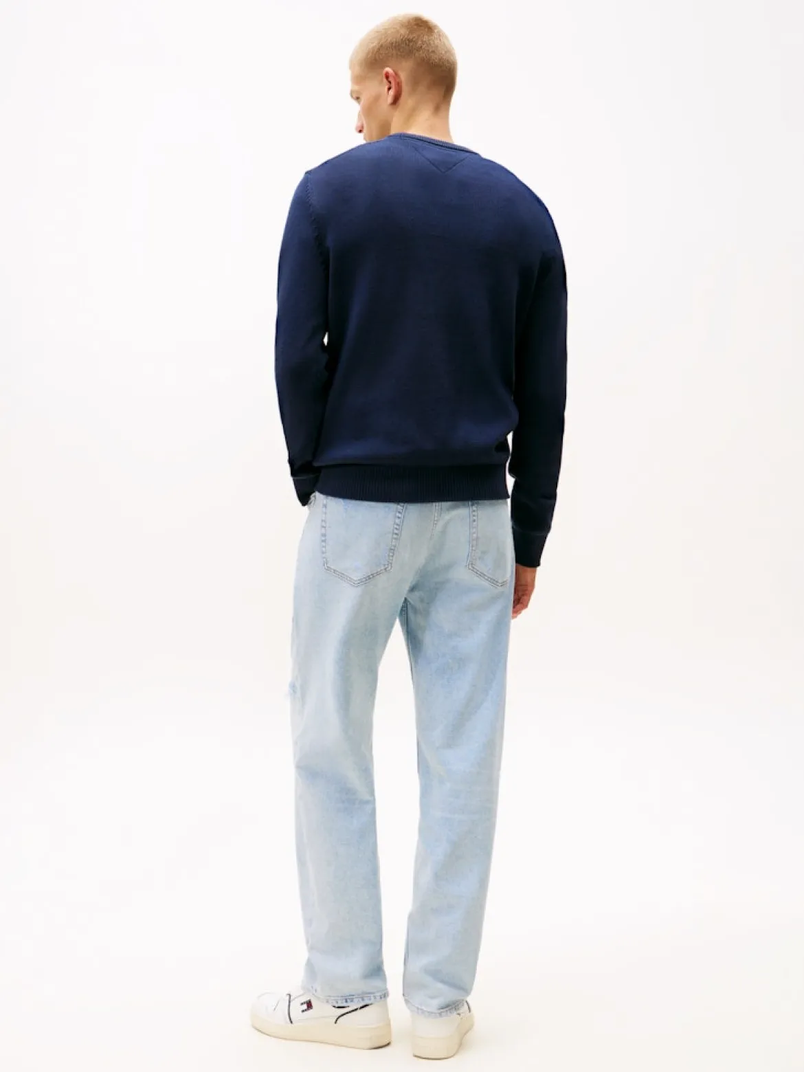 Tommy Jeans miesten neulepusero Essential Sweater, tummansininen