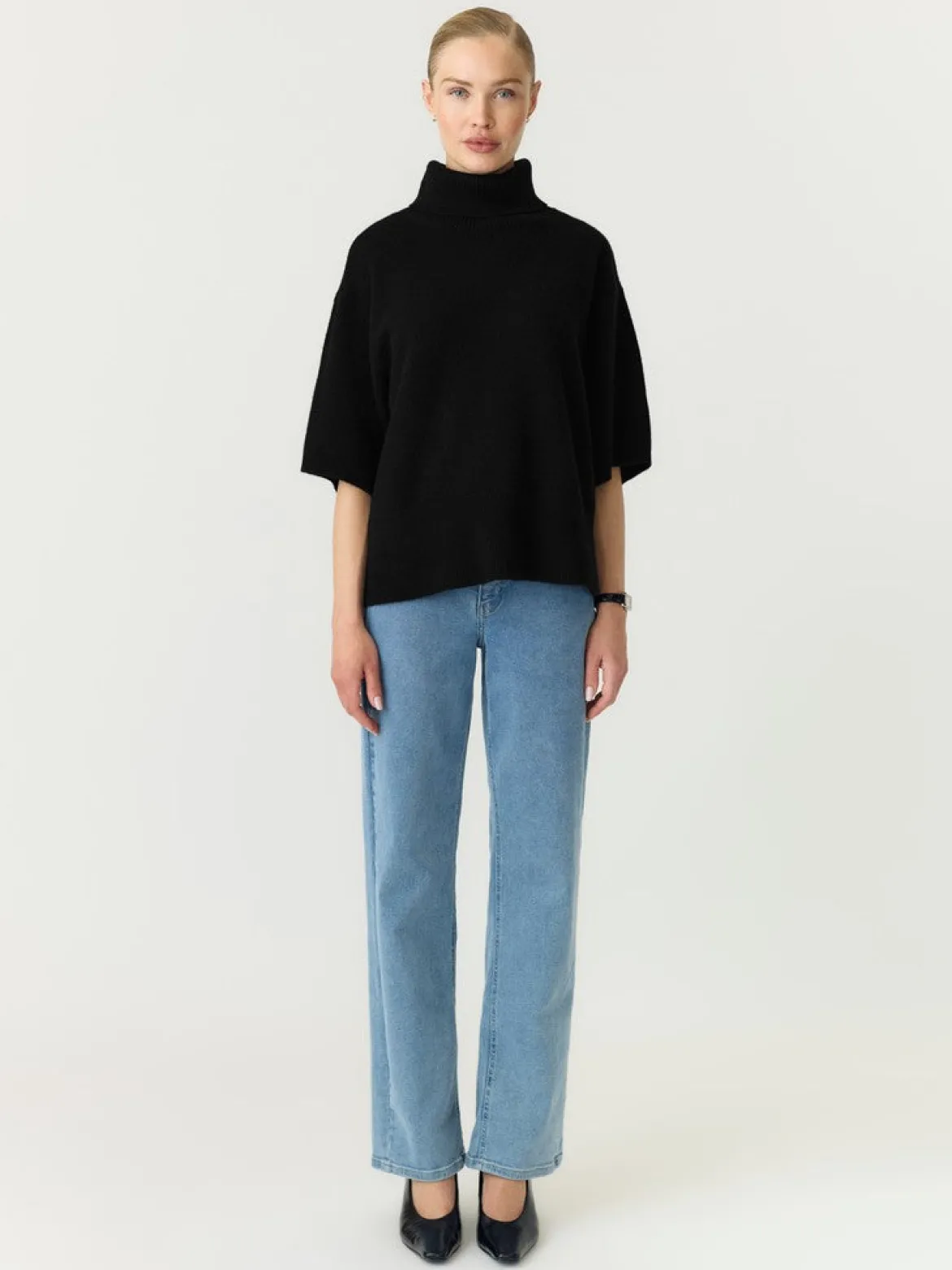 Y.A.S naisten neulepusero Yasemila, Black